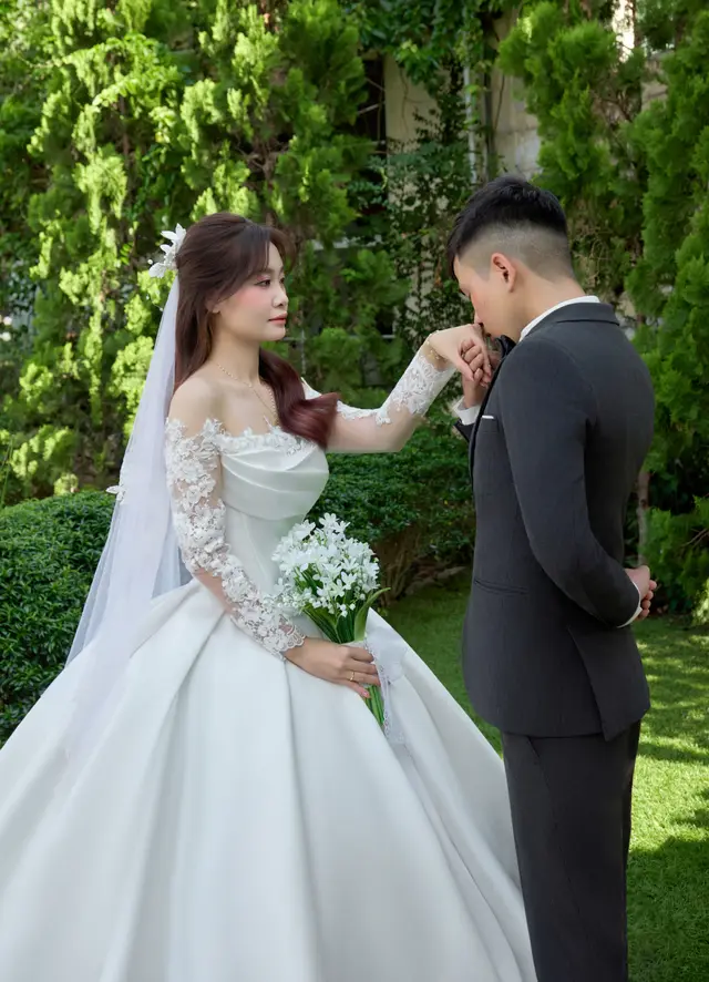 Ảnh cổng Duyên & Đại (Pre) — ảnh 4