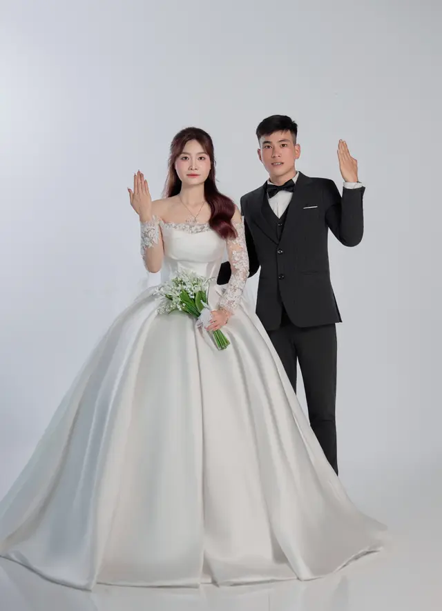Ảnh cổng Duyên & Đại (Pre) — ảnh 7