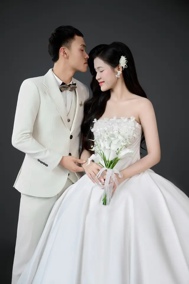 Ảnh cổng Hồng Vân & Minh Hải — ảnh 4