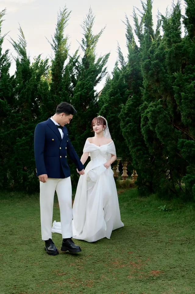 Ảnh cổng Minh Hoàng & Thu Ngân — ảnh 6