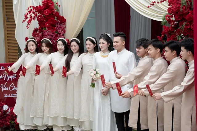 Lễ Đính Hôn Ánh Nguyệt & Văn Công — ảnh 16