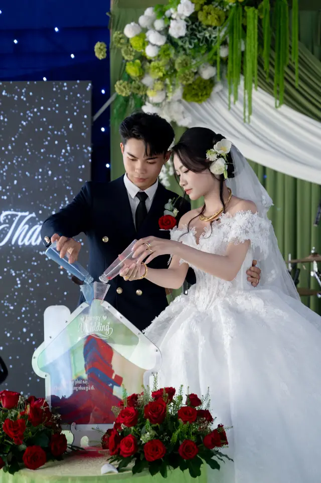 Lễ Đính Hôn Huyền Phương & Đỗ Thanh — ảnh 22