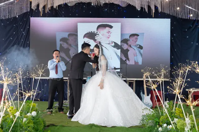 Lễ Tân Hôn Văn Công & Ánh Nguyệt — ảnh 22