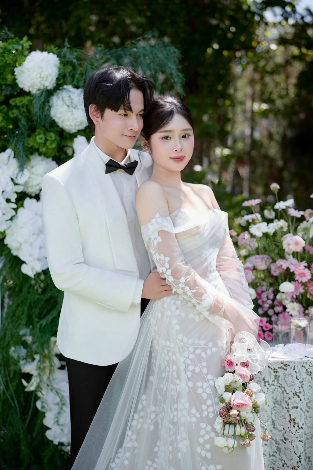 Kinh nghiệm thuê váy cưới Pleiku - cô dâu LƯU NGÂN trong ngày cưới